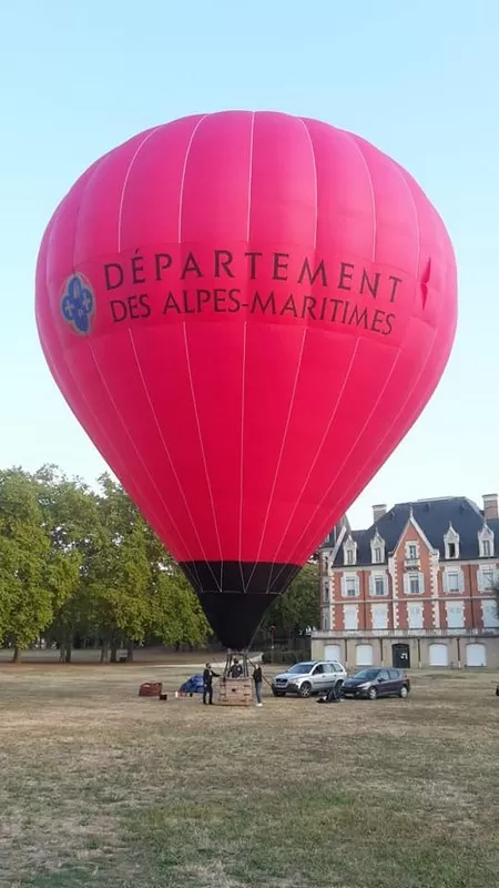 Spécialiste du vol en montgolfières, Alpes-de-Haute-Provence, Azur Provence Montgolfières
