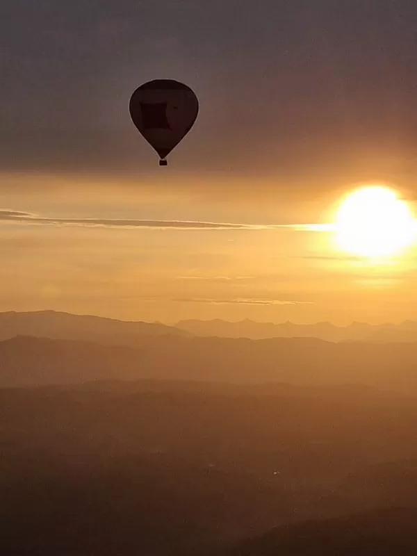 Spécialiste du vol en montgolfières, Alpes-de-Haute-Provence, Azur Provence Montgolfières